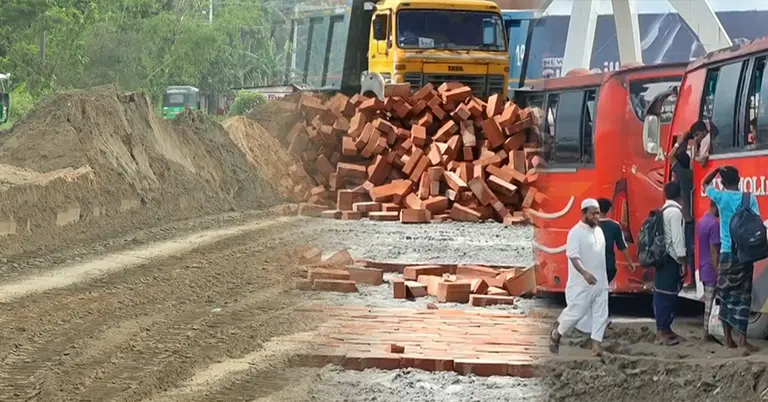 সংস্কারের অভাবে বেহালদশা সড়কের